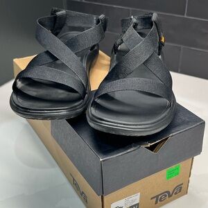 Teva Terra Float Livia Black Women’s Size 7W Sandals.  Worn lightly.